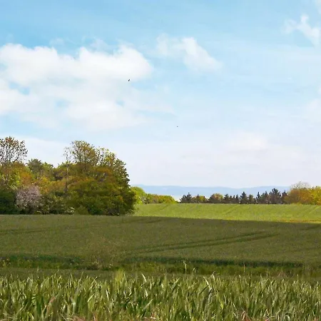 20 Person In Nordborg-by Traum נורדבורג