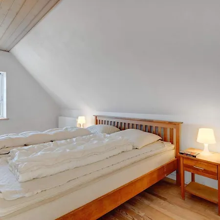 20 Person In Nordborg-by Traum * נורדבורג