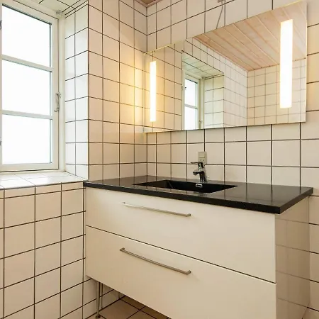 20 Person In Nordborg-by Traum * נורדבורג