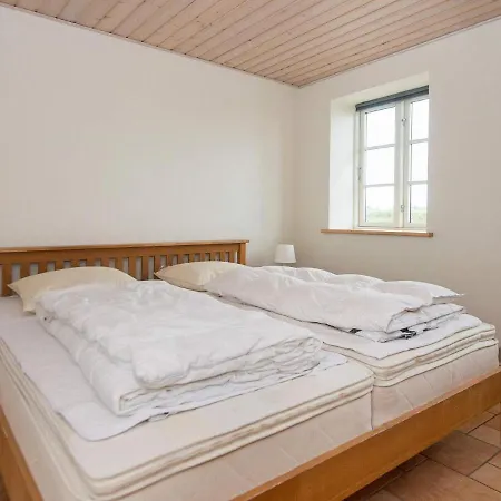20 Person In Nordborg-by Traum
